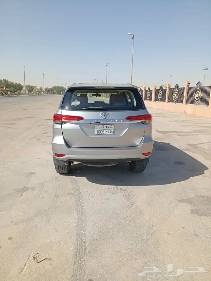 للبيع فور شنر 4