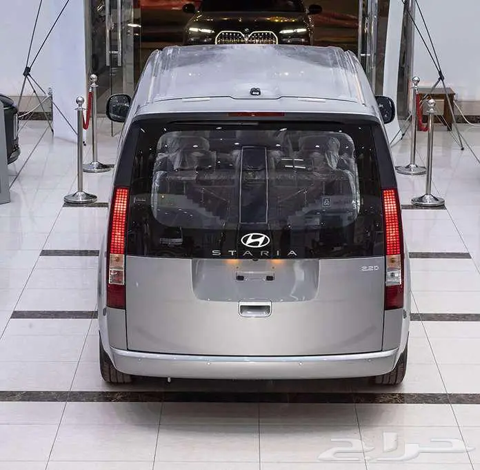 هيونداي ستاريا 2025   3500 CC سياره من المستقبل 5