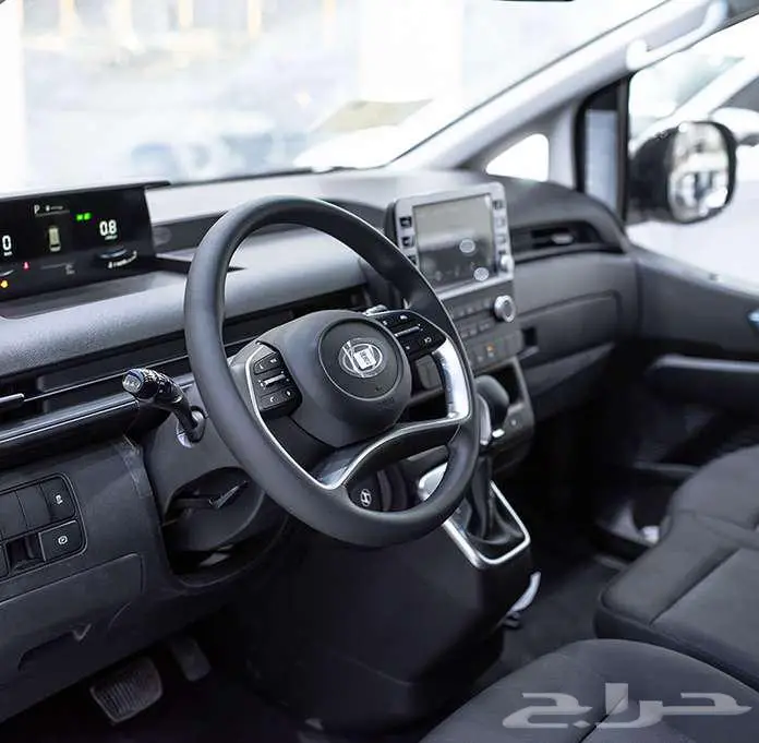هيونداي ستاريا 2025   3500 CC سياره من المستقبل 7
