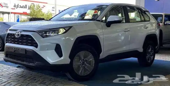 تويوتا راف فور LE بنزين دفع رباعي 2025 3