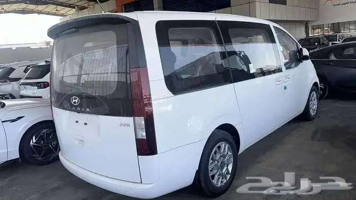 هيونداي ستاريا 9 راكب ديزل موديل 2025 1