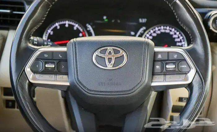 لاندكروزر vxr 2022 للبيع بحالة الوكالة 10