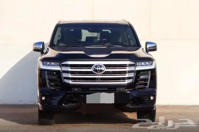 لاندكروزر vxr 2022 للبيع بحالة الوكالة 18