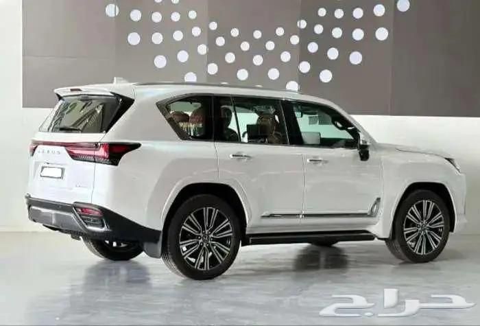 لكزس LX600 BB السايرموديل 2025 1
