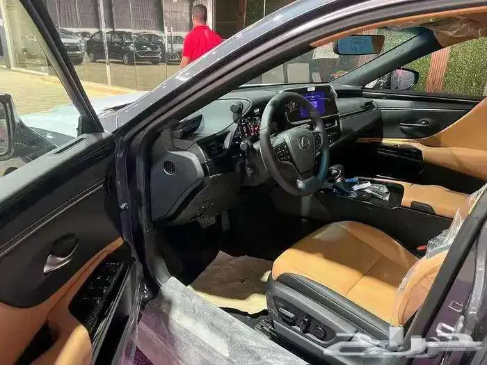 لكزس ( ES250 ) AA ستاندر 2025 2