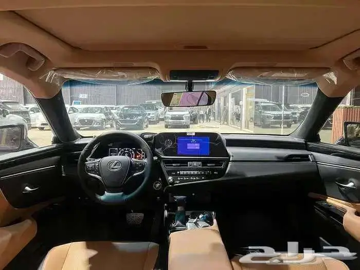 لكزس ( ES250 ) AA ستاندر 2025 3