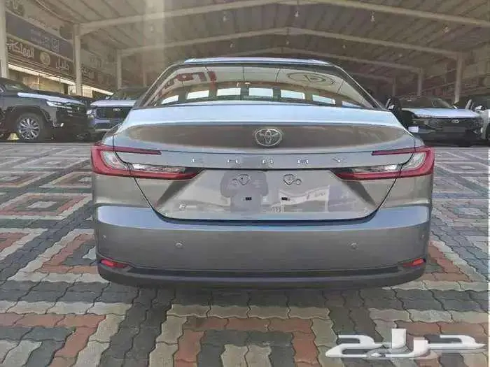 تويوتا كامرى ستاندر E بنزين 2025 ضمان سعودى 14