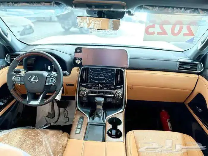 لكزس LX600 BB السايرموديل 2025 3