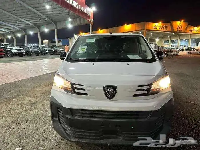 بيجو اكسبيرت2025بضاعه متوفر لدينا الان 0