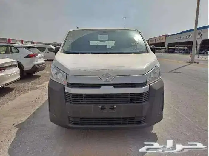 تويوتا باص هايس بضاعة 2025 بنزين قير عادي سعودي 1