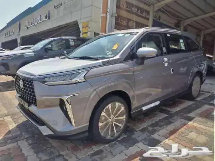 تويوتا فيلوز 2025 GLX عبداللطيف جميل 1