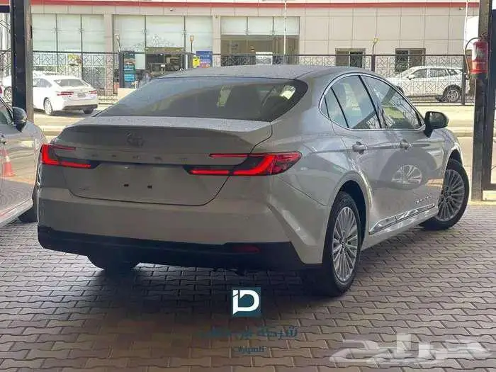 كامري LE 2025 4