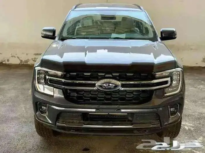 فورد إيفرست نص فل دبل بنزين موديل 2025 5