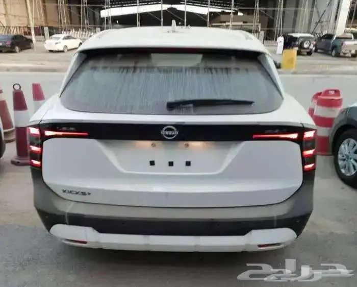 نيسان كيكس ستاندر ونص فل الشكل الجديد 2025 7