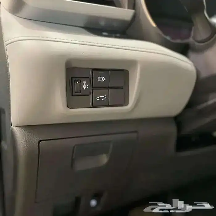 هايلاندر جي ال اي هايبرد دفع رباعي HIGHLANDER GLE H 4X4 202 7