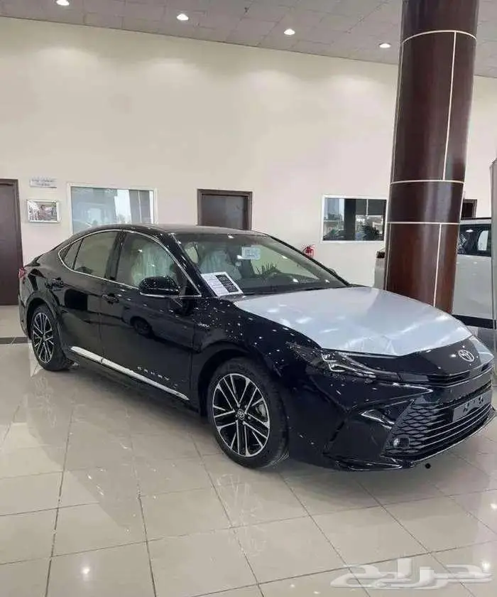 تويوتا كامري LE هايبرد 2025 0