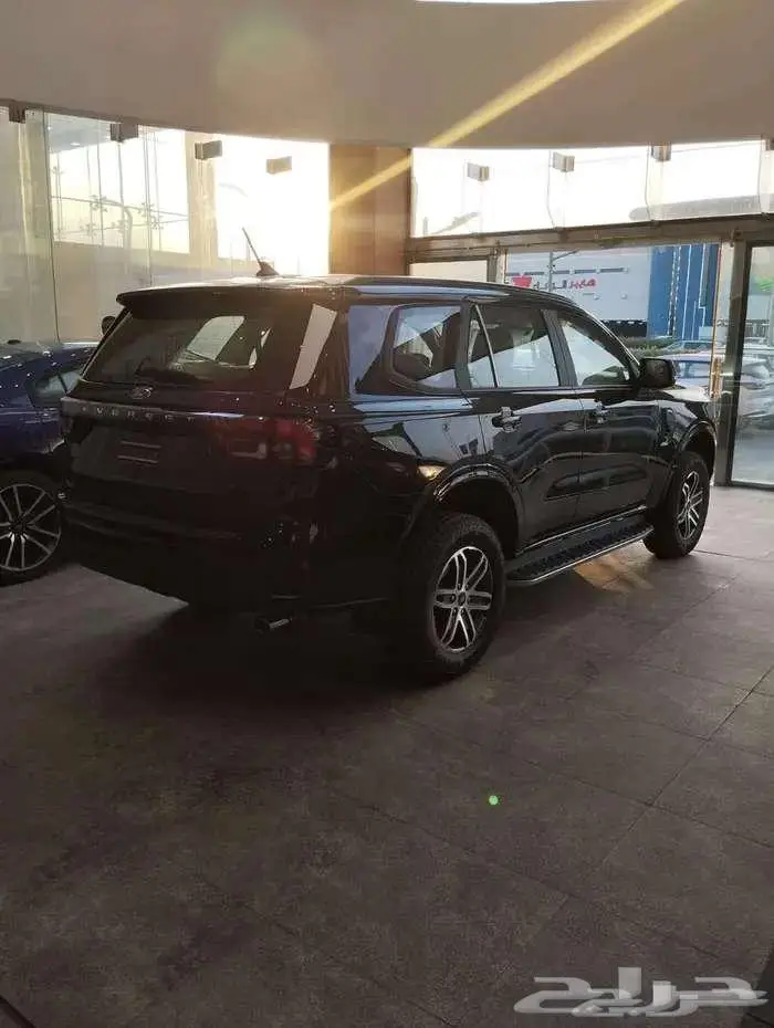 فورد ايفرست XLT نص فل 2025 1