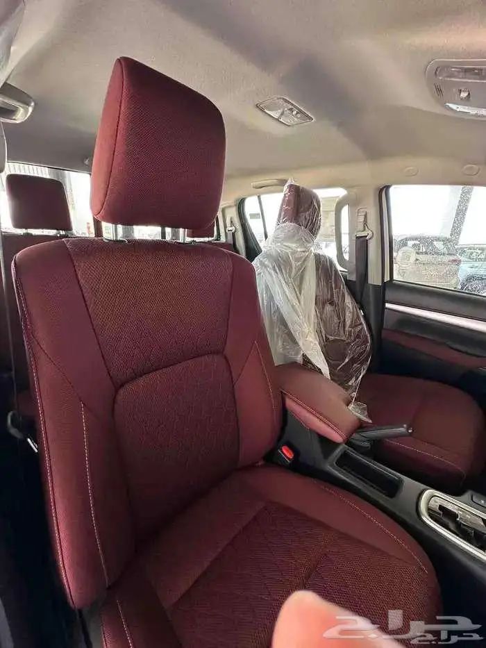 هايلكس غمارتين فل كامل اوتوماتيك SGLX سعودى 2025 9