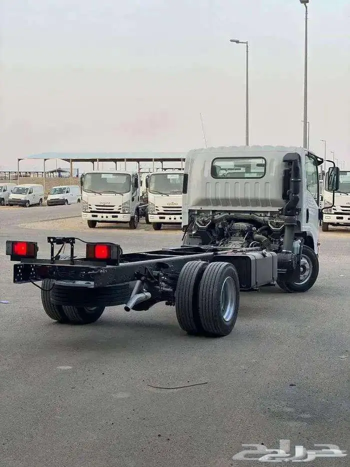 ايسوزو دينا 2025 بجميع الفئات والمواصفات(للشركات والمؤسسات) 4