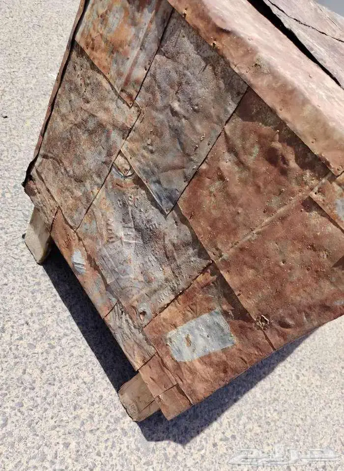 صندوق كبير قديم جدا.. له أكثر من 50 سنة 21