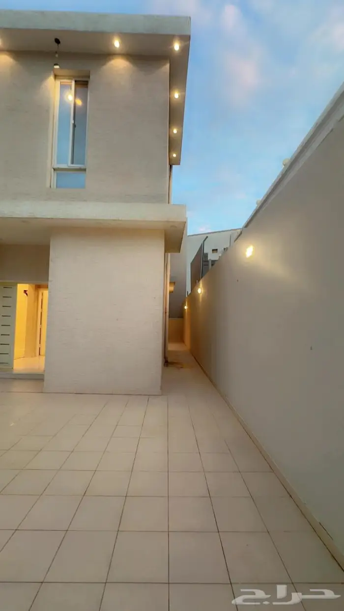 فيلا سكنية للإيجار بمدينة خميس مشيط   حي عتود الغربي 27