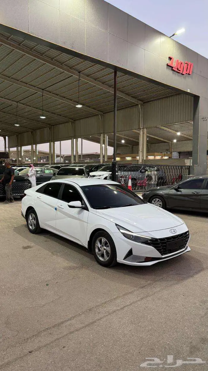 النترا 2021 عداد 104000 نص فل 0
