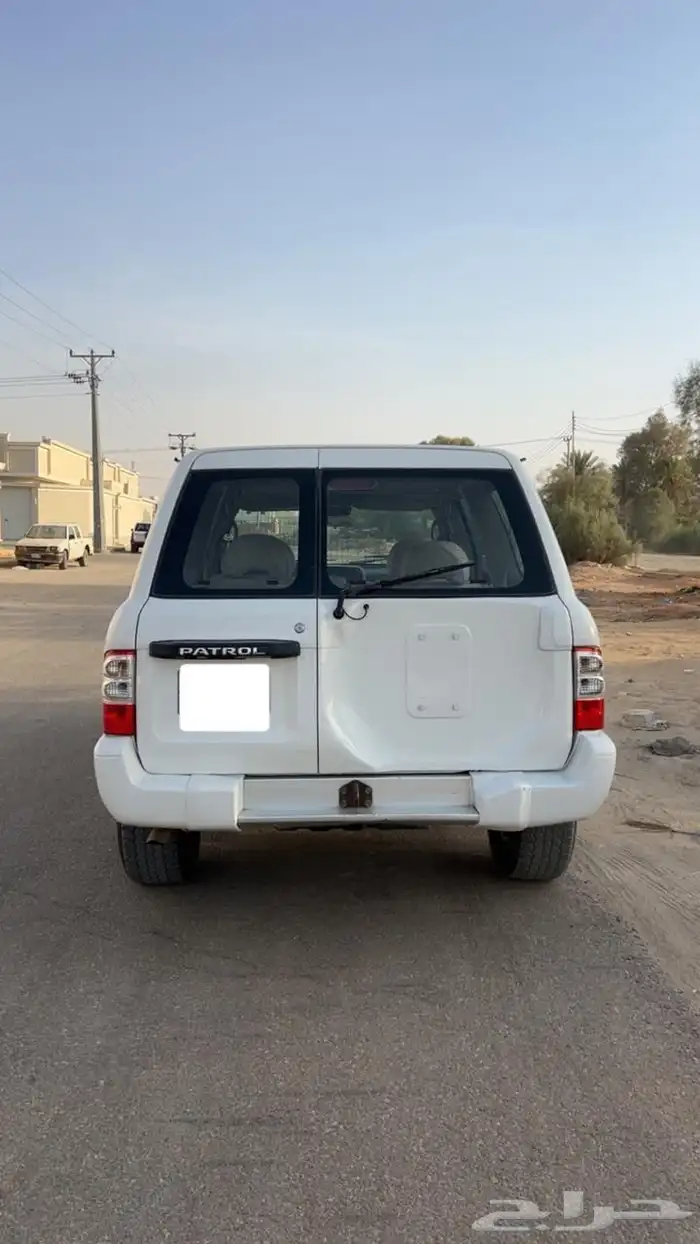 للبيع نيسان بترول 5