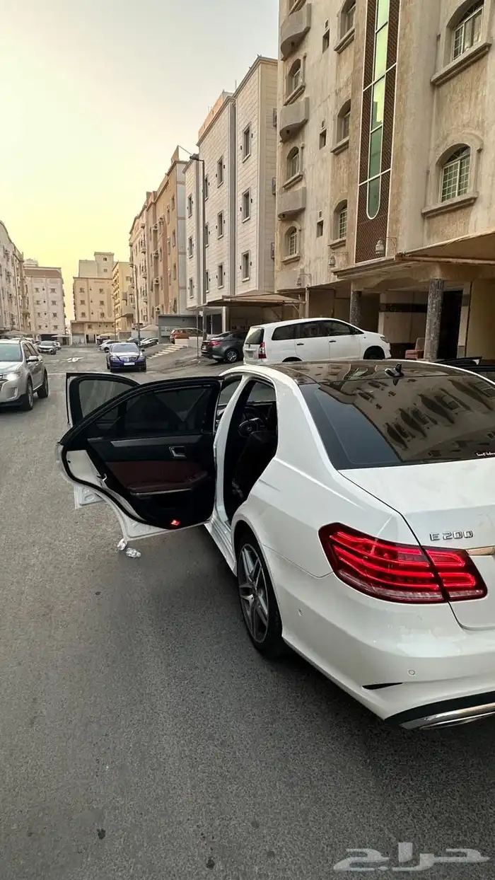 للبيع مرسيدس E200 بانوراما نظيف جدا 11