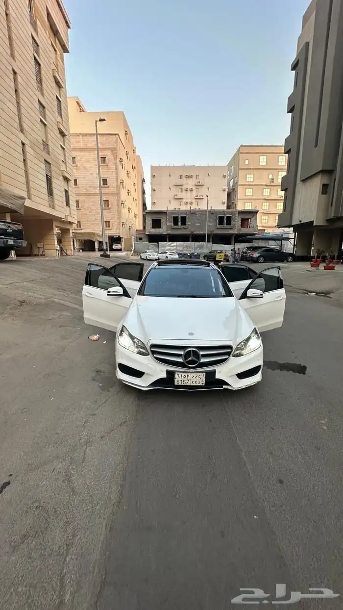 للبيع مرسيدس E200 بانوراما نظيف جدا 27