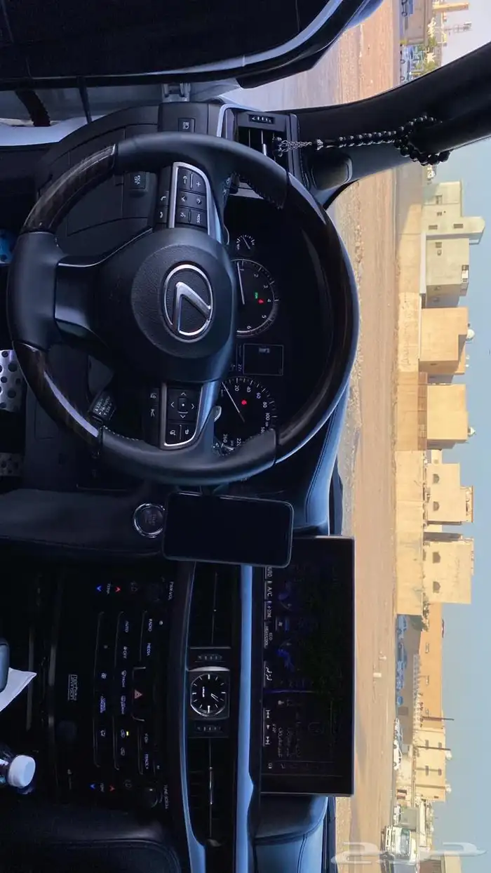 لكزس 2018 DD LX فل كامل 4