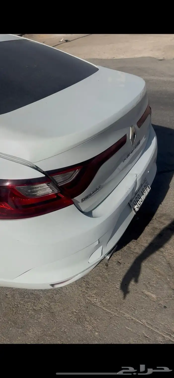 رينو ميغان 2020 مصدومة 3