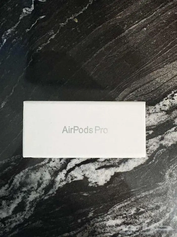 Apple AirPods Pro 2nd Generation With Wirless Charging Case 3