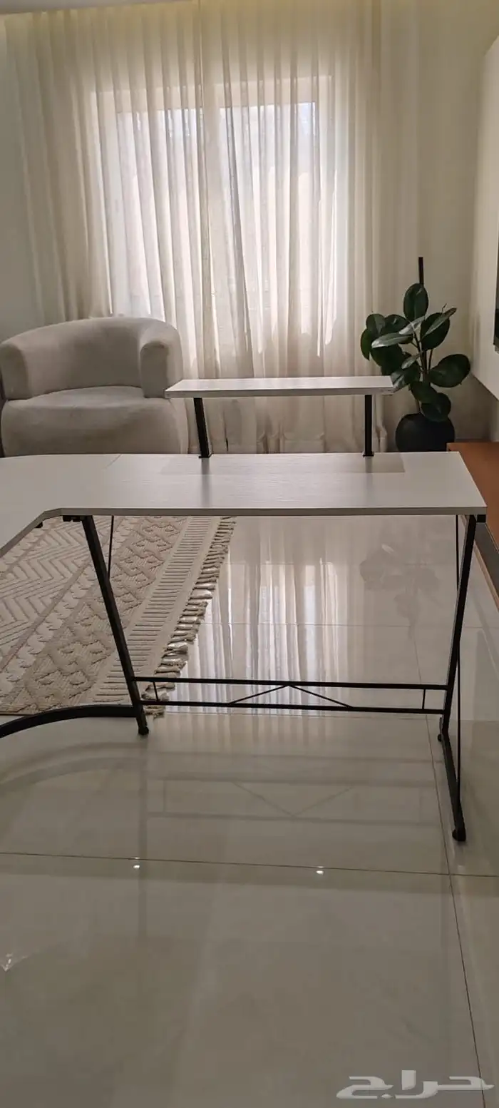 طاوله مكتبيه 1