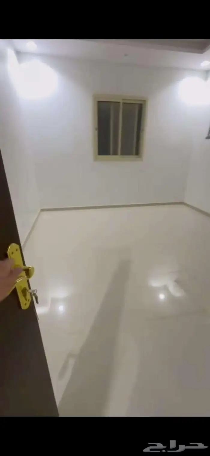 شقة للإيجار   حي القادسية (المزيني) 2
