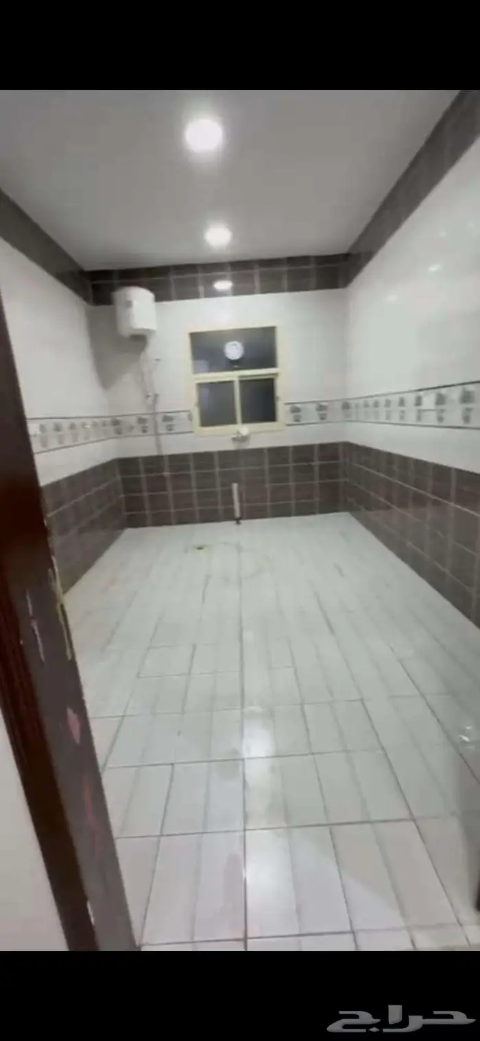 شقة للإيجار   حي القادسية (المزيني) 3