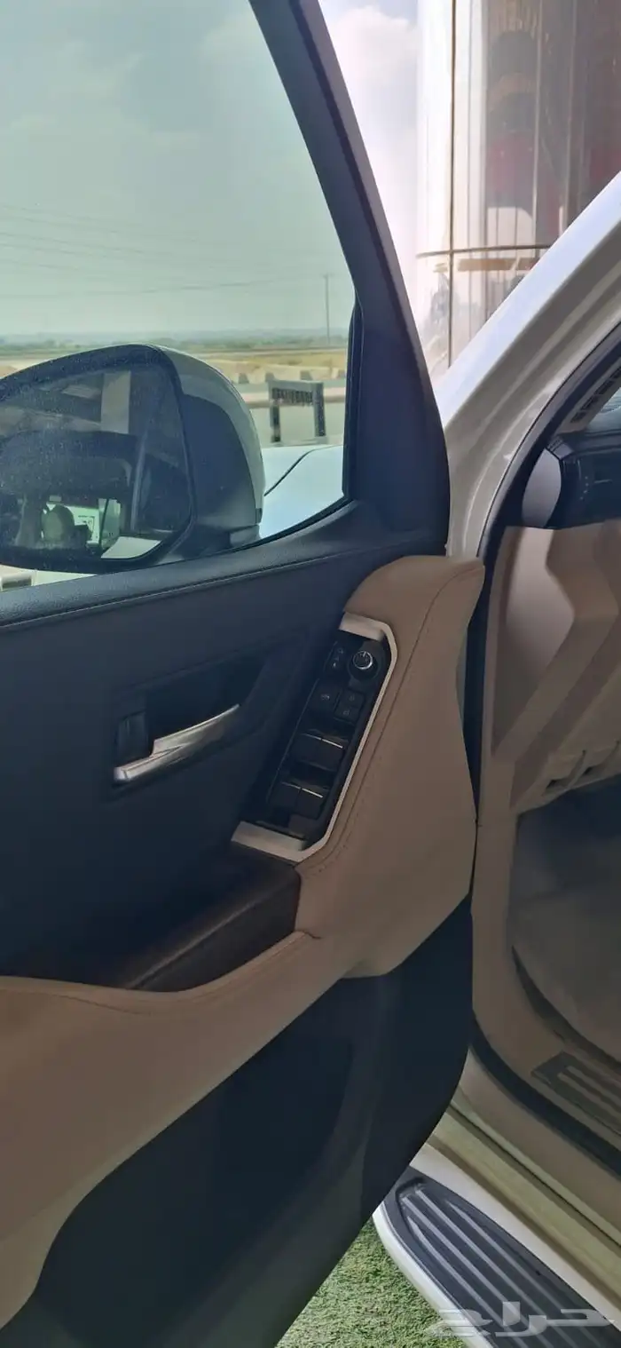 لاندكروزر L4 سعودي 2024 6