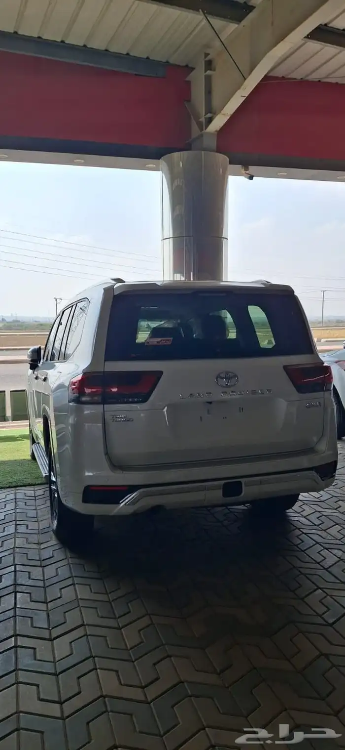 لاندكروزر L4 سعودي 2024 9