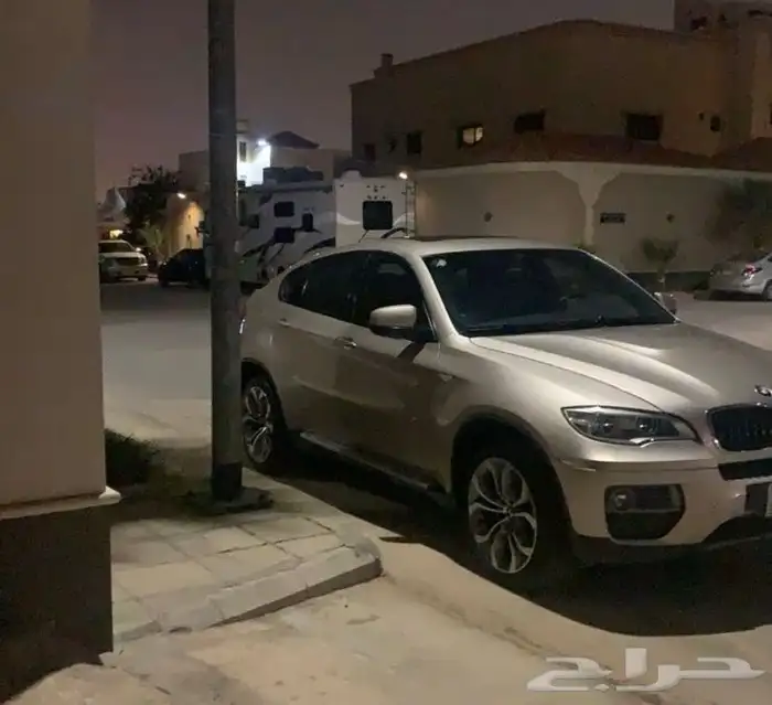 بي ام x6 0
