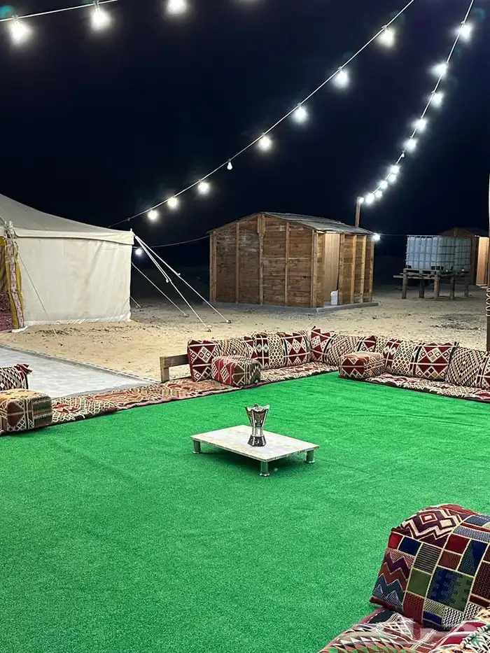 مخيم للإيجار الدماء 13