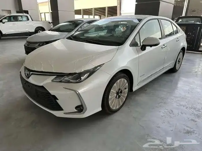 تويوتا كورولا مطور فتحة سقف 2025 -تقسيط 0