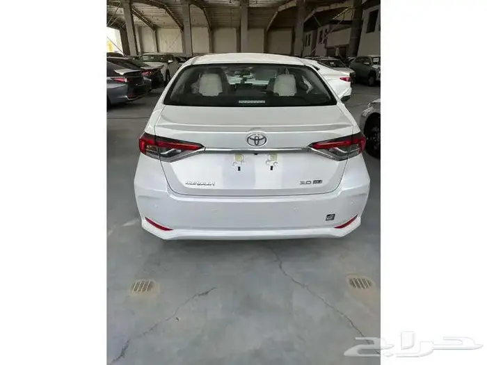 تويوتا كورولا مطور فتحة سقف 2025 -تقسيط 3