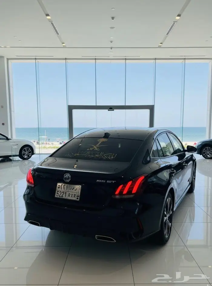 للبيع سيارة ام جي جي تي فل كامل MG GT 2023 2