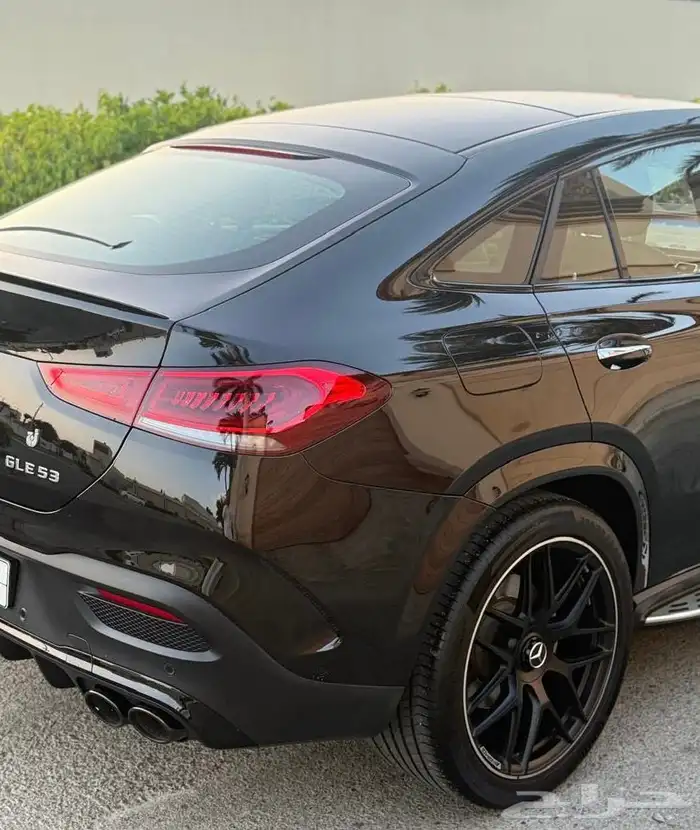 مرسيدس GLE53 2022 نايت بكج وارد الجفالي - شبه جديد 5