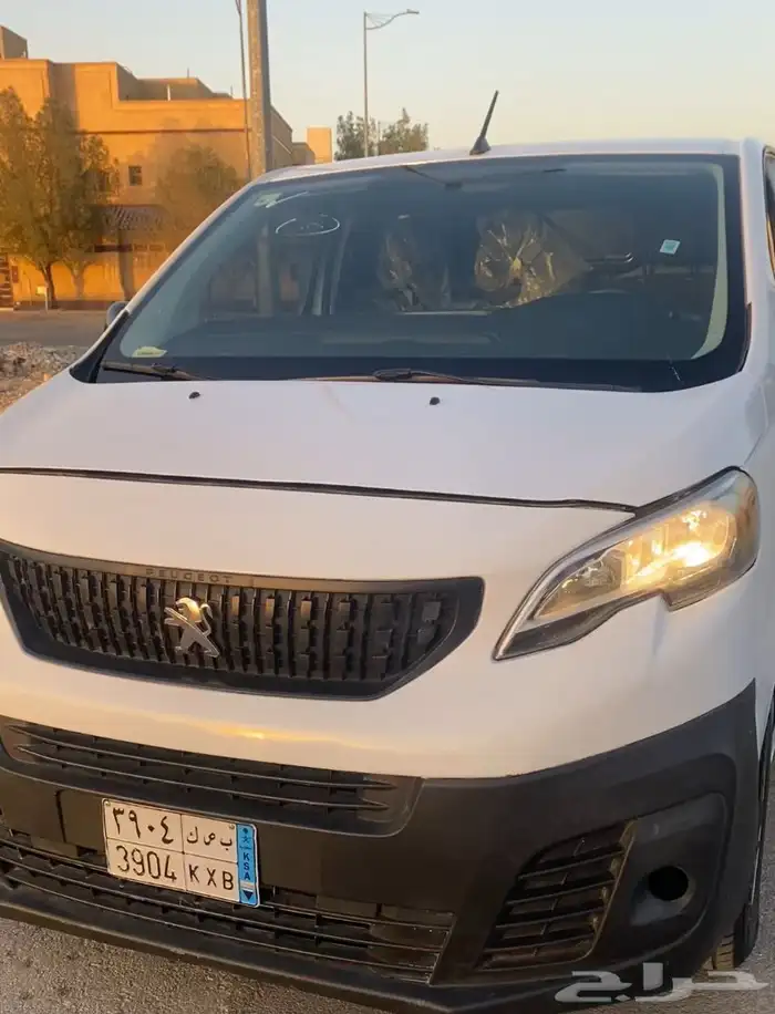 بيجو بضائع 2023 ديزل 14