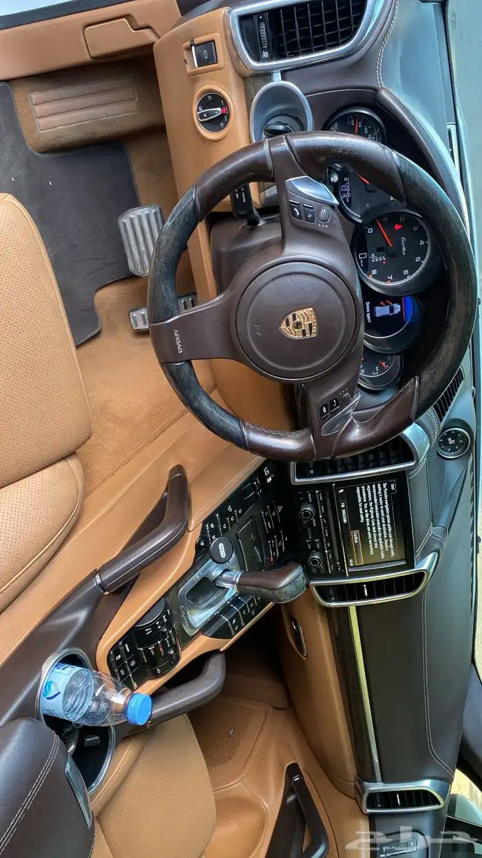 بورش 9