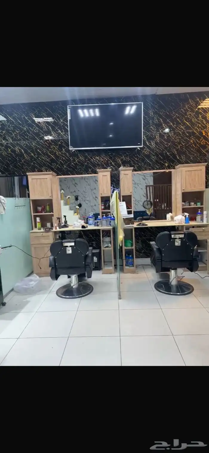 محل حلاقة كامل للبيع 3