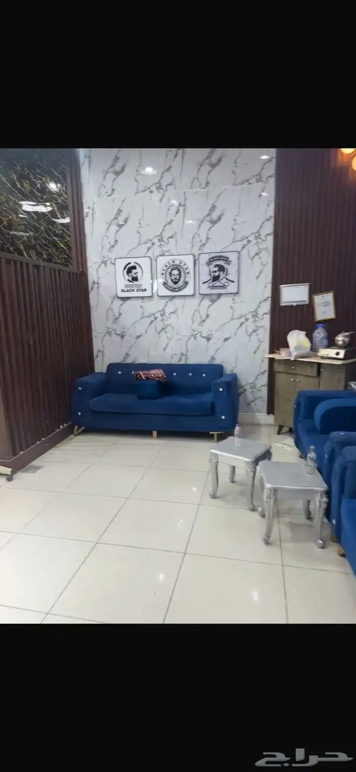 محل حلاقة كامل للبيع 1