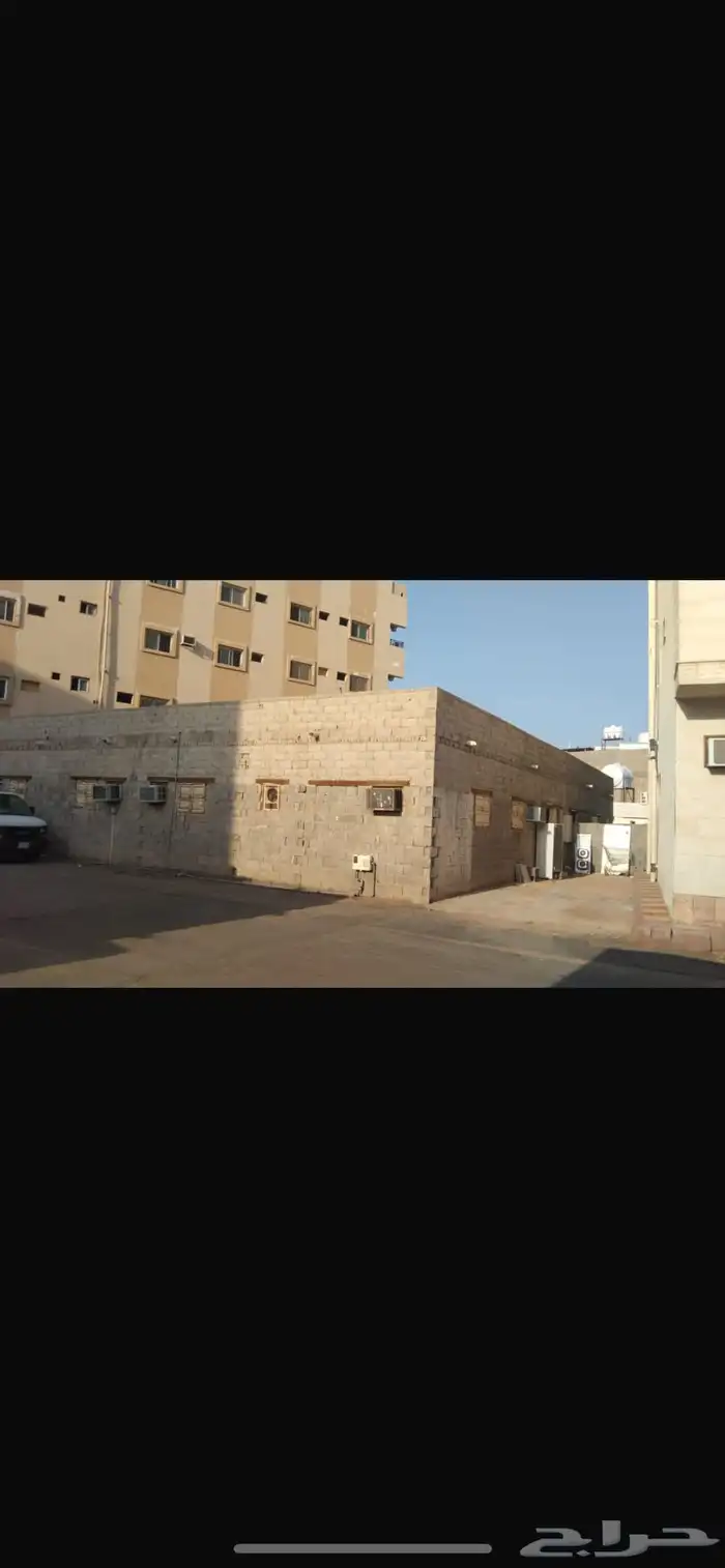 للبيع بيت شعبي مساحته 299 3