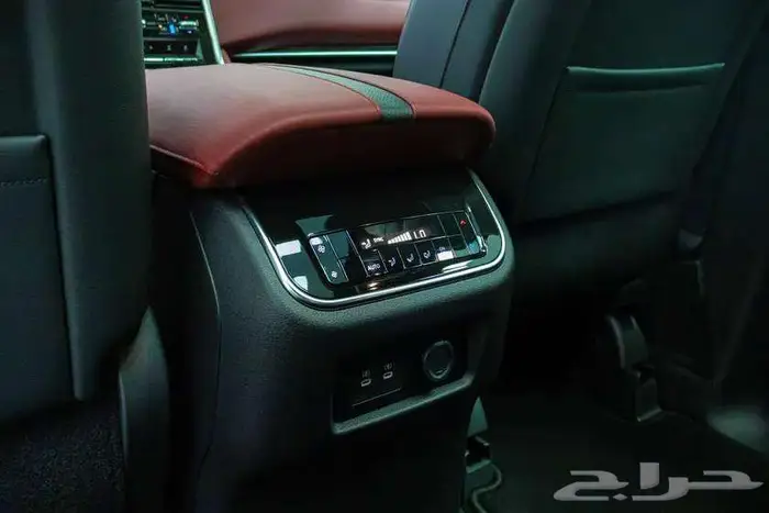 نيسان باترول بلاتينيوم 3.8 2025 تنفس طبيعي - تيربو 9