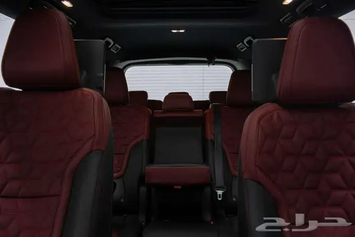 نيسان باترول بلاتينيوم 3.8 2025 تنفس طبيعي - تيربو 7